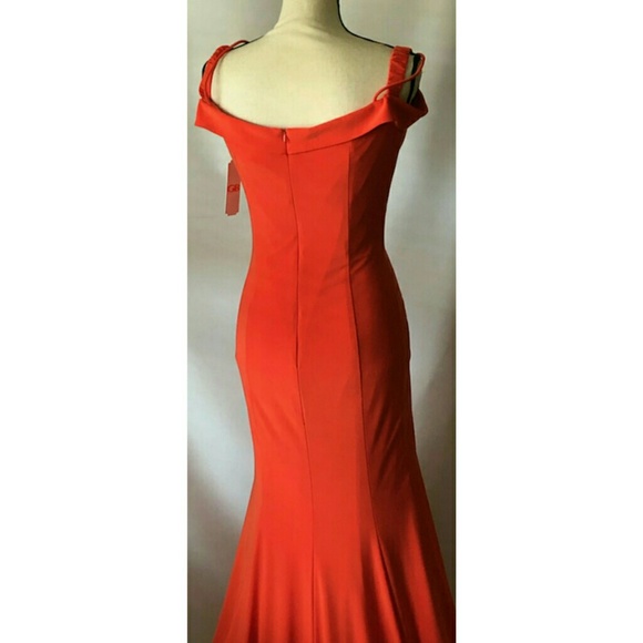 ⚫Gianni Bini Gown, nwt - Picture 3 of 4